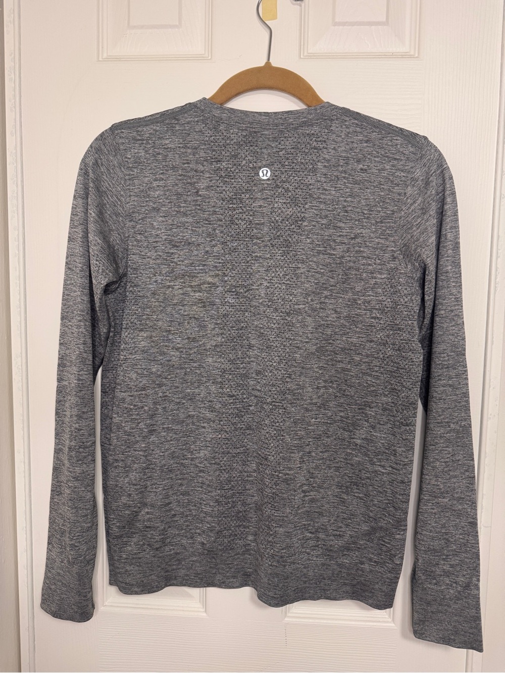 lululemon Women's High-Low Shirt in Heather Gray